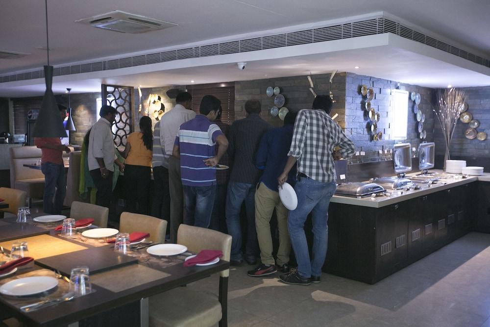 H Hotel Chennai Exterior photo