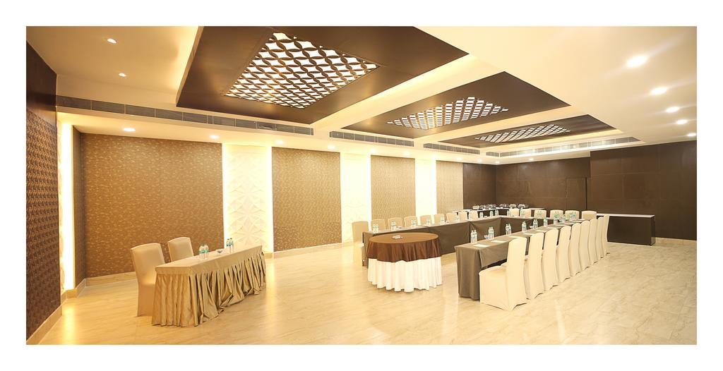 H Hotel Chennai Exterior photo